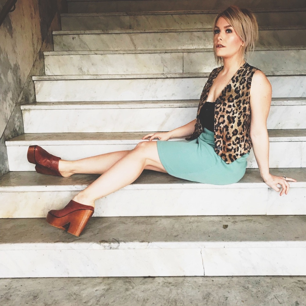 Gallery Girl Pencil Skirt